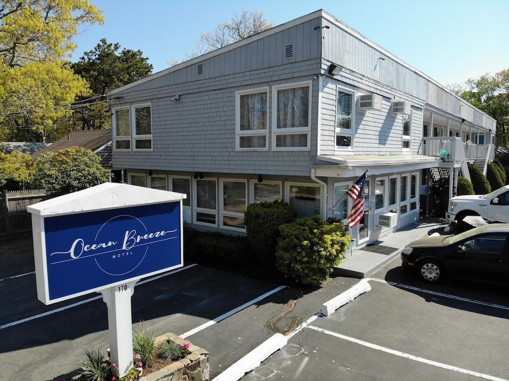 Inn Ocean Breeze